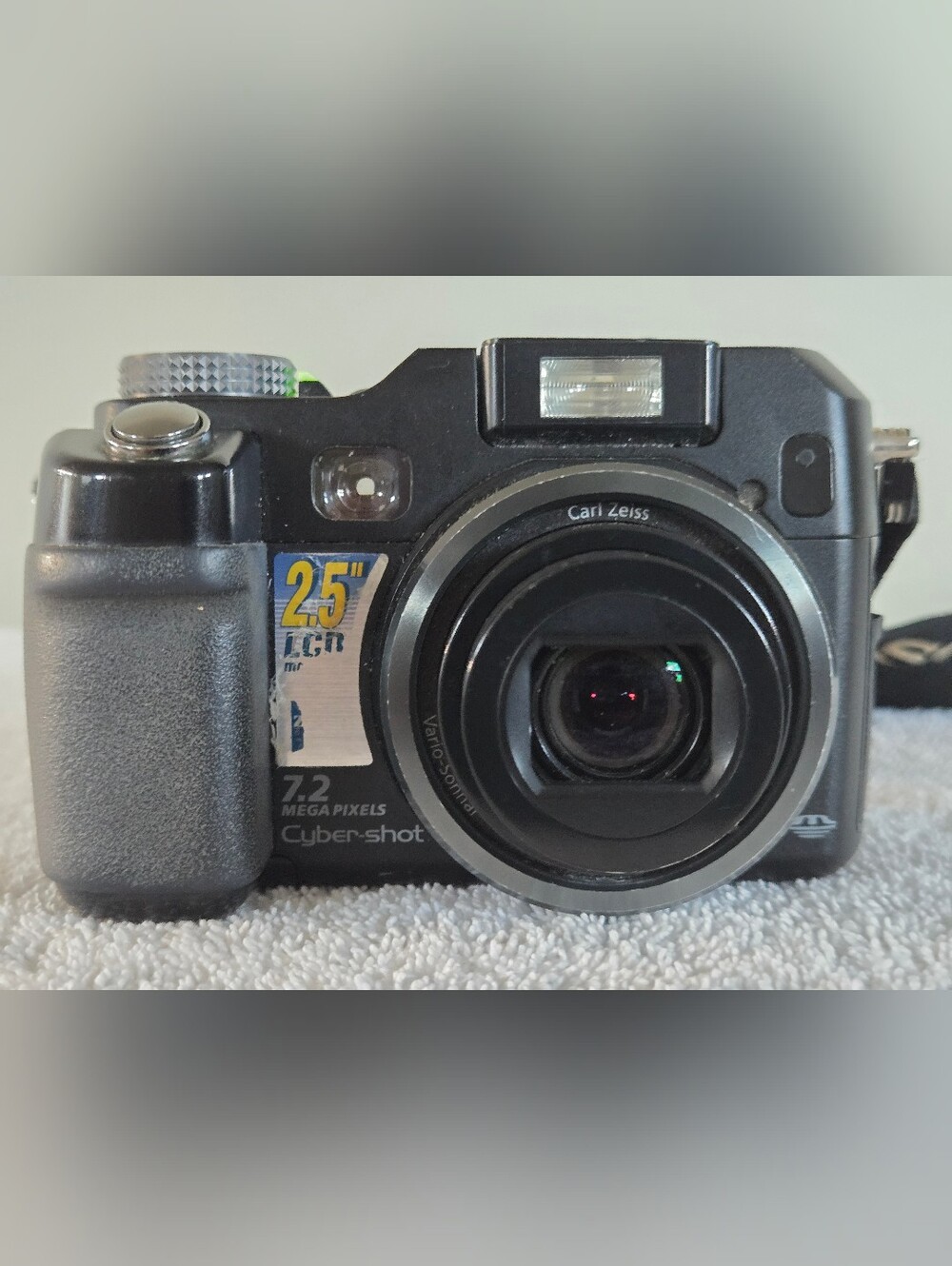 Sony Cyber-Shot DSC-V3 7.2MP Digital Camera Black *TESTED & WORKING*